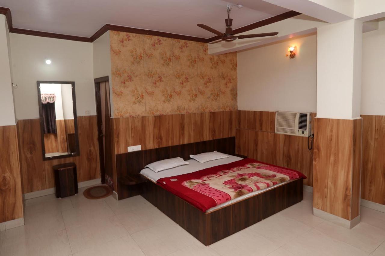 Jain Residency Hotel Pachmarhī Екстериор снимка
