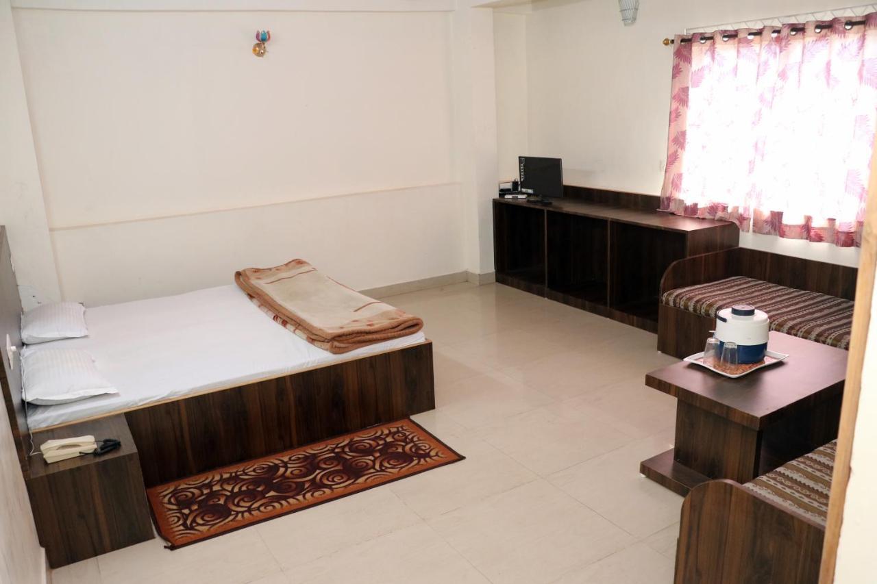 Jain Residency Hotel Pachmarhī Екстериор снимка